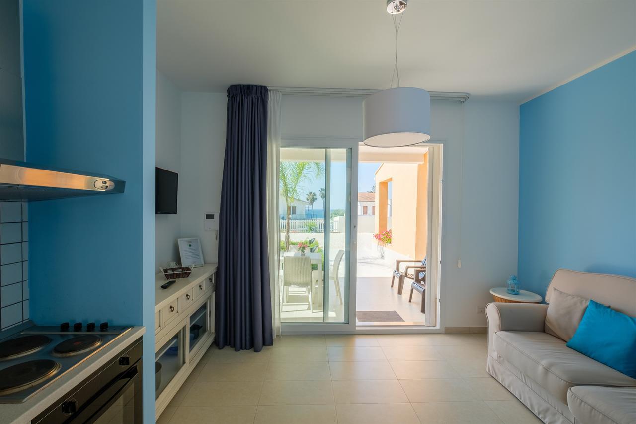 Small Luxury Apartments Pool And Sea View - Stella Del Mare Fontane Bianche Exterior photo